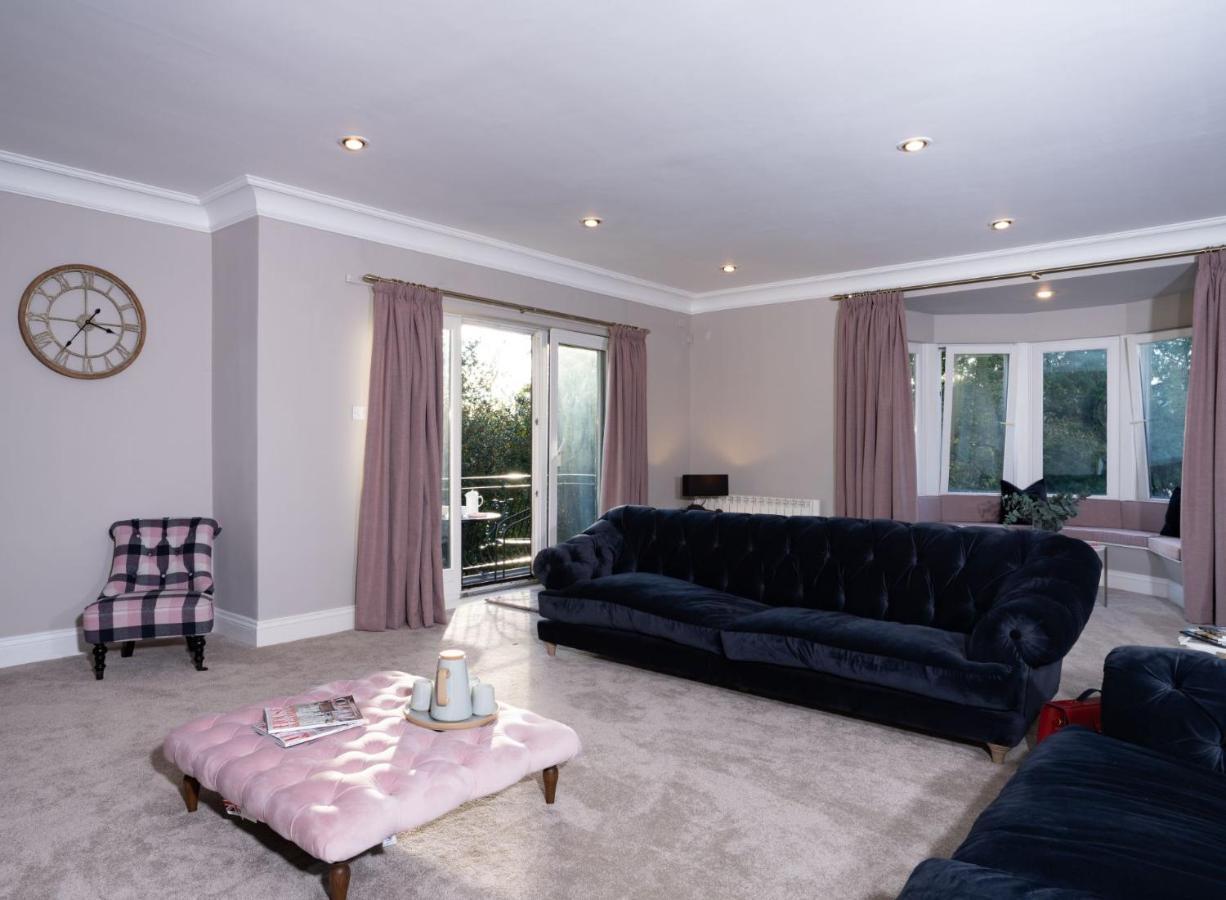Brand New - Contemporary - 2 Bedroom - 2 Bathroom - Spacious Apartment - Lake Views Ambleside Ngoại thất bức ảnh